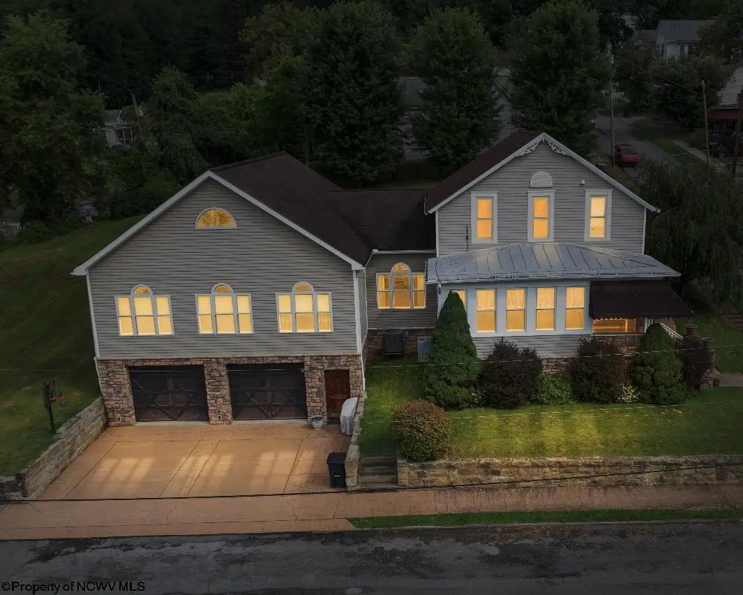 401 Jefferson Street, Mannington, WV 26582 - #1