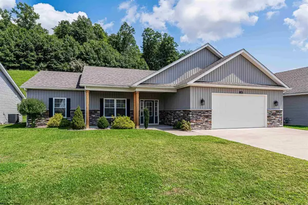 216 Crimson Lane, Bridgeport, WV 26330