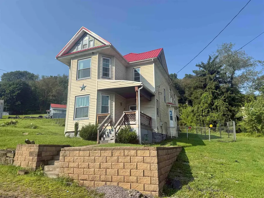 234 THAYER Street, Grafton, WV 26354 - #2