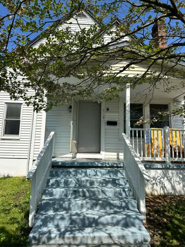 169 Fayette Street, Buckhannon, WV 26201
