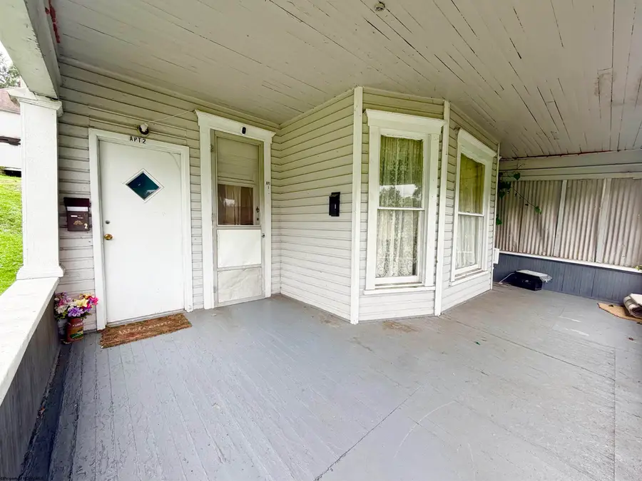 317 E Park Avenue, Fairmont, WV 26554 - #2