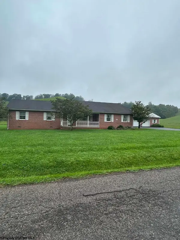564 Fishing Camp Road, Buckhannon, WV 26201