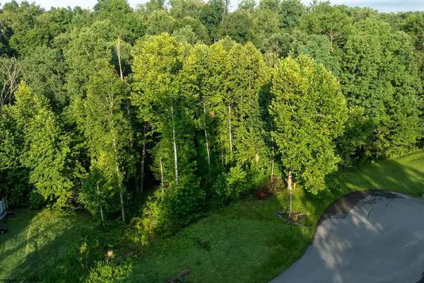245 Coventry Drive, Bridgeport, WV 26330