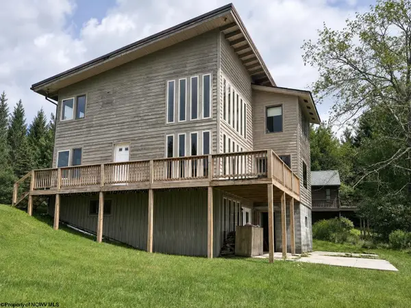 106 Manor Road, Davis, WV 26260