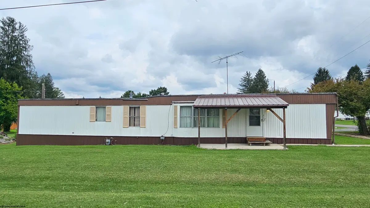 300 Johnson Bradshaw Street, Belington, WV 26250 - #1