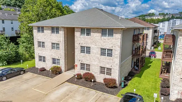 323 Creekside Drive, Morgantown, WV 26508