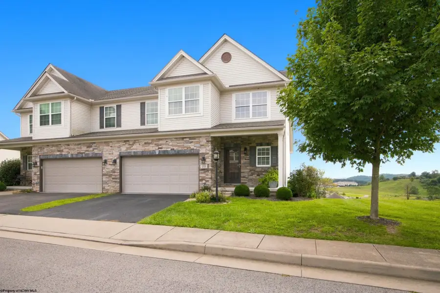 211 Berkshire Circle, Bridgeport, WV 26330 - #2