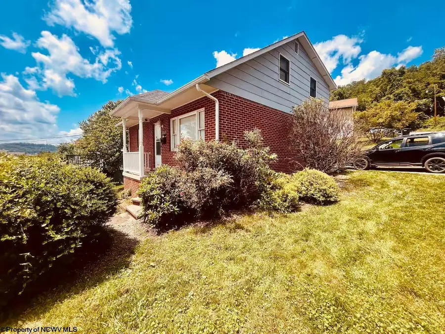 172 Grant Street, Clarksburg, WV 26301 - #2