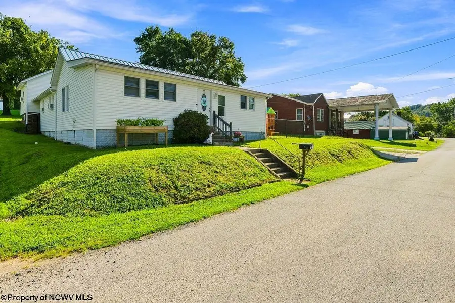 412 Charles Street, Glenville, WV 26351 - #2