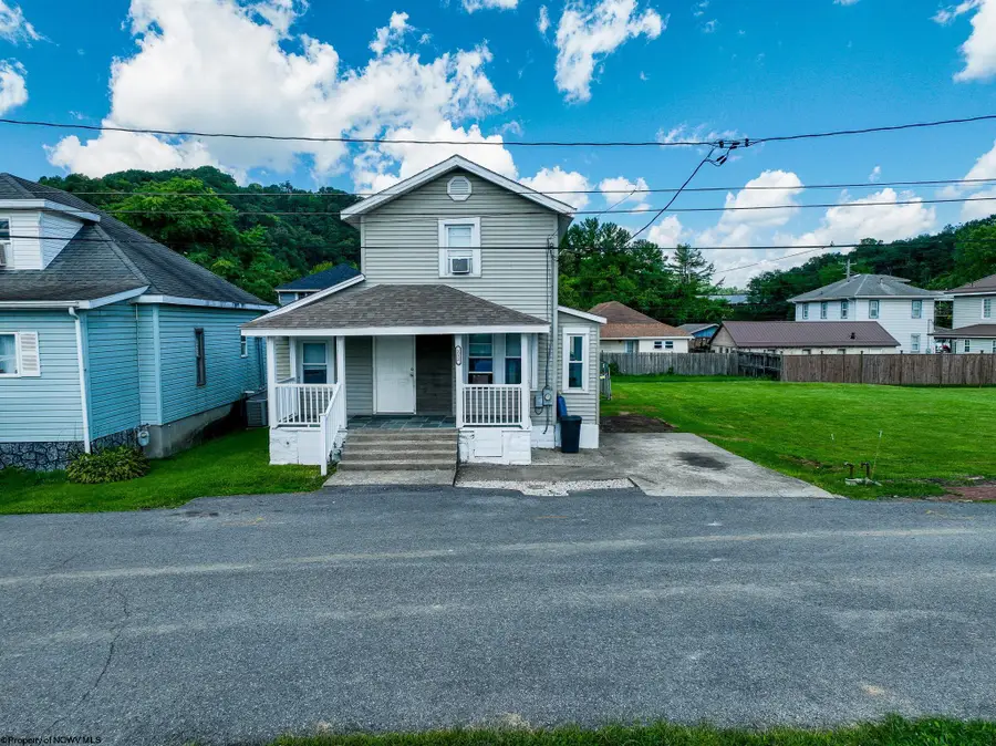 212 Hoclar Street, Granville, WV 26534 - #2