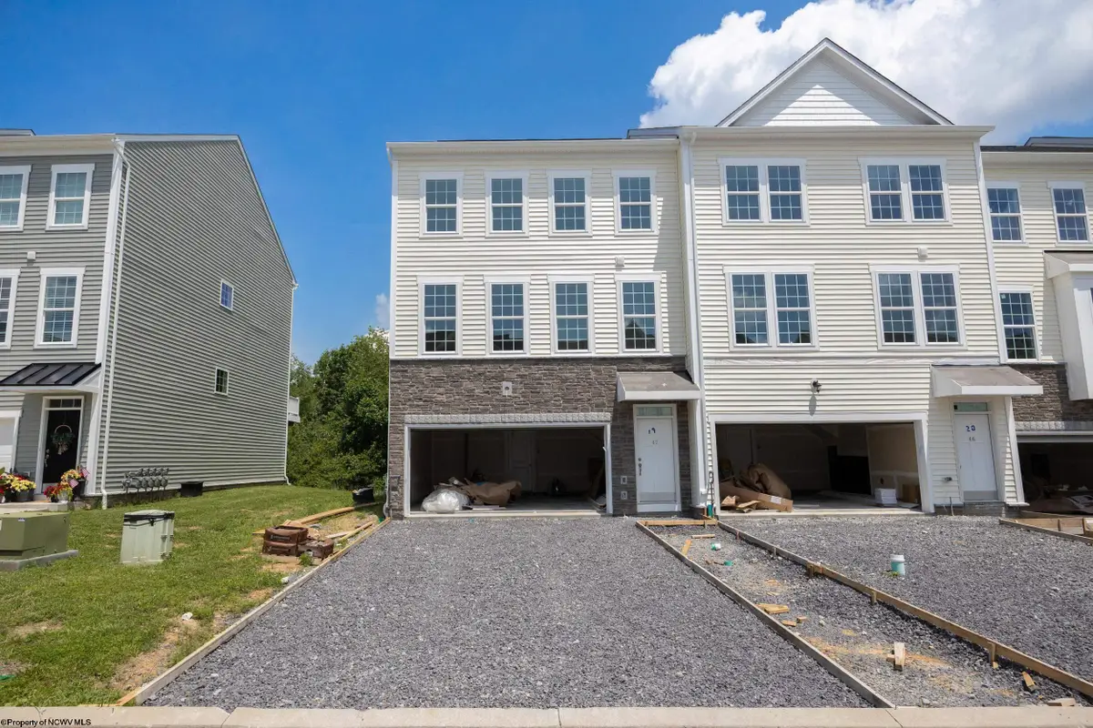 49 Dover Court, Bridgeport, WV 26330 - #1
