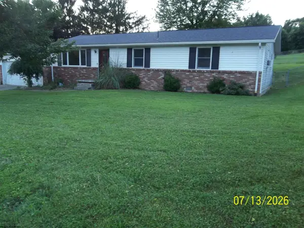 69 CARDINAL Lane, Grafton, WV 26354
