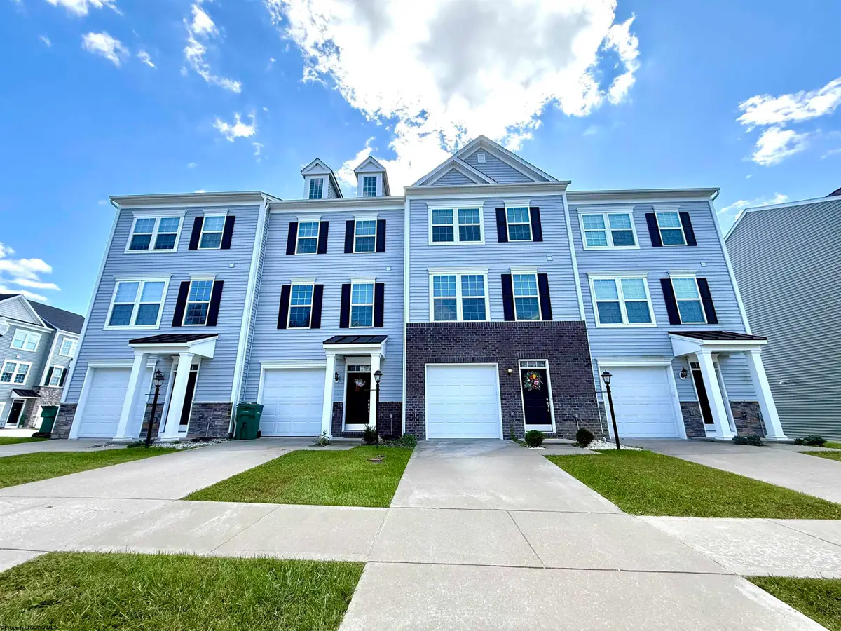 24 Dover Court, Bridgeport, WV 26330 - #1