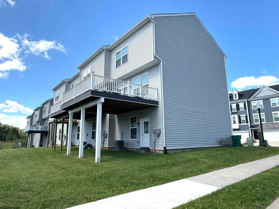 24 Dover Court, Bridgeport, WV 26330 - #3