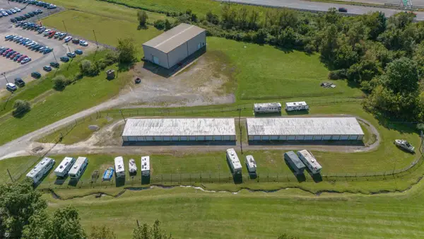 622 Barnetts Run Road, Bridgeport, WV 26330
