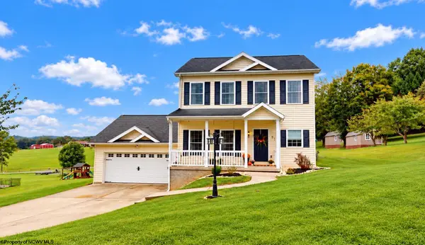 81 White Pine Drive, Fairmont, WV 26554