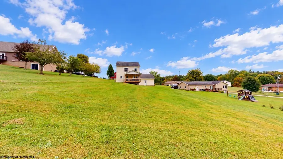 81 White Pine Drive, Fairmont, WV 26554 - #2