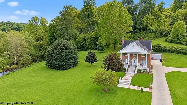 41 Jadewood Drive, Shinnston, WV 26431