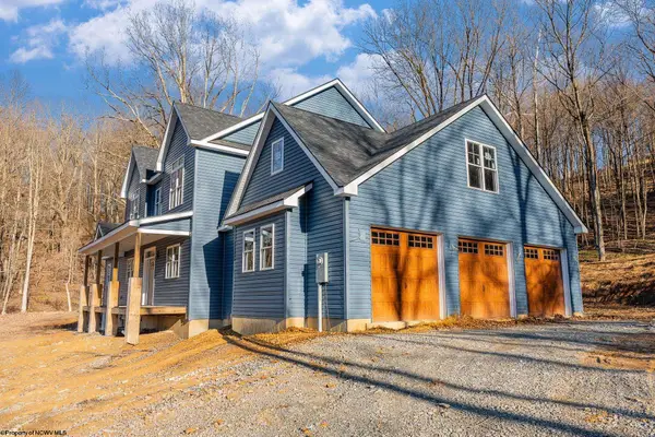 1002 Poplar Drive, Grafton, WV 26354