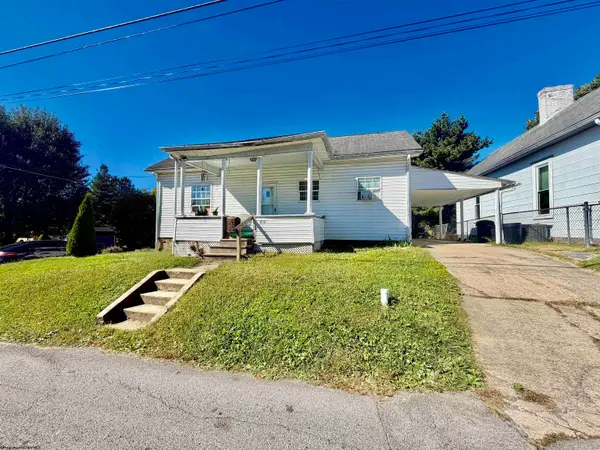 611 Saxman Drive, Barrackville, WV 26559