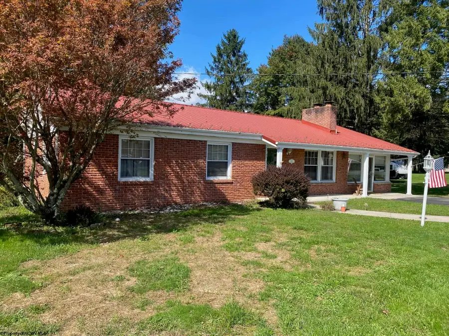 105 Wilton Avenue, Elkins, WV 26241 - #2