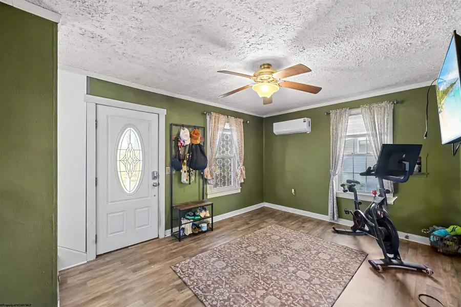 11 E Lincoln Street, Buckhannon, WV 26201 - #2