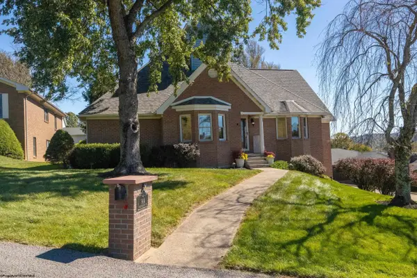 904 Worthington Drive, Bridgeport, WV 26330