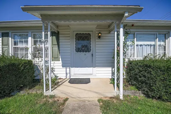 605 Maple Avenue, Barrackville, WV 26559