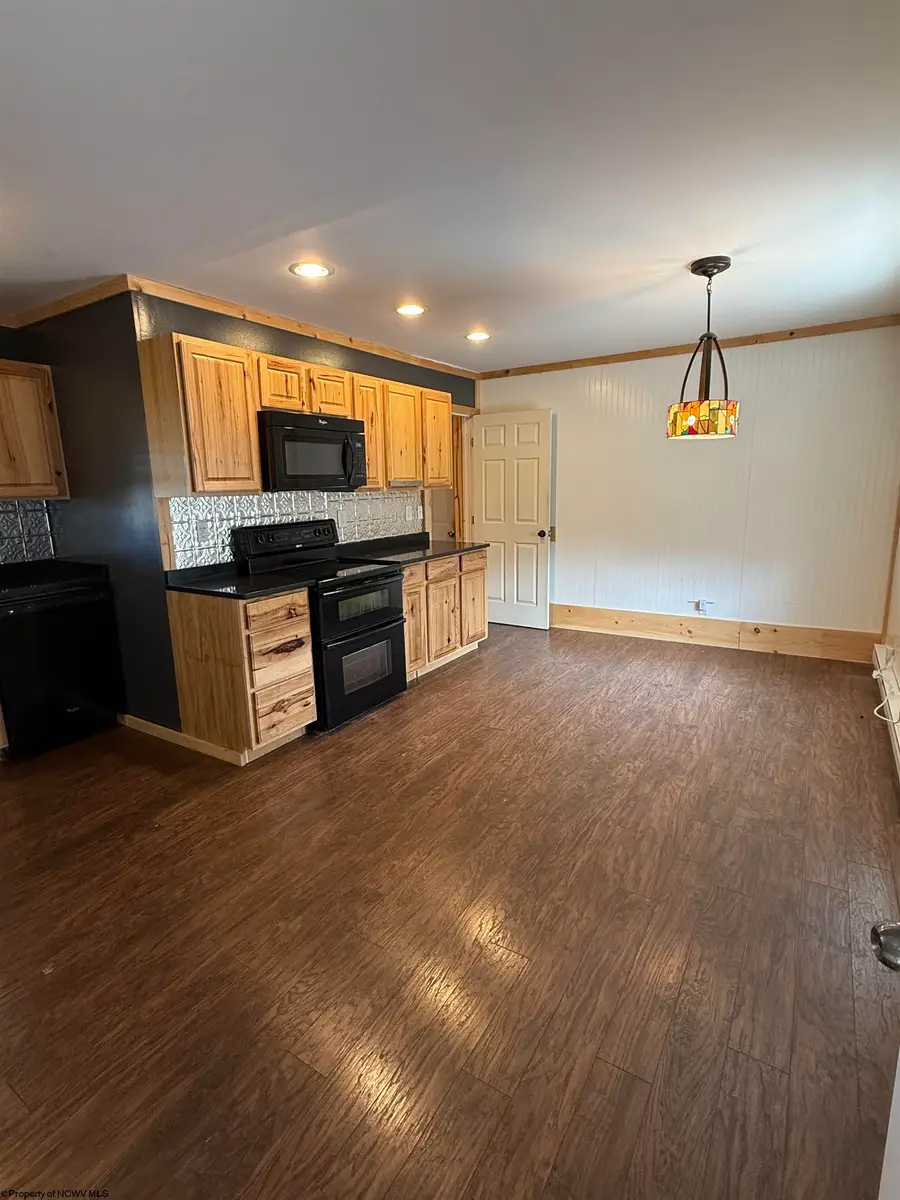 43 Gwenendolyn Drive, Elkins, WV 26241 - #3