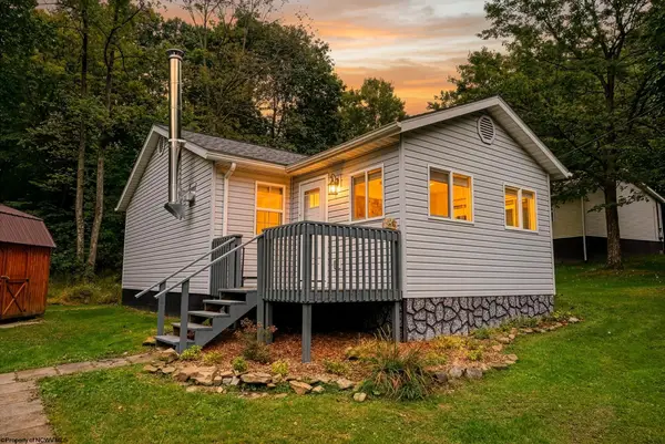 28 England Road, Morgantown, WV 26508
