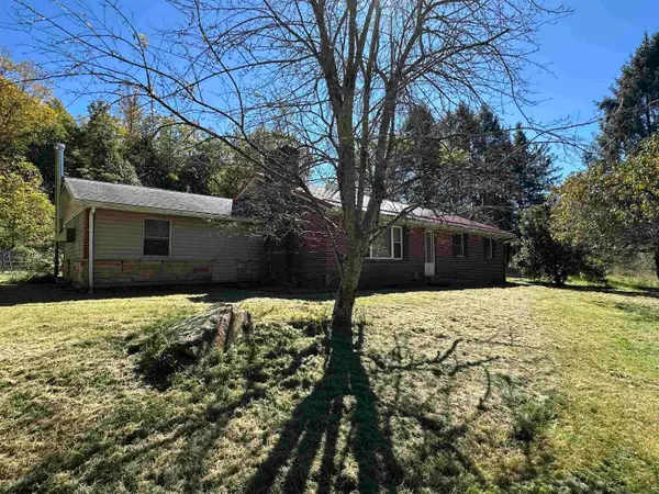 36 Apricot Drive, Rock Cave, WV 26234