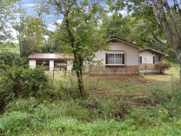 277 Gladys Avenue, Reynoldsville, WV 26422