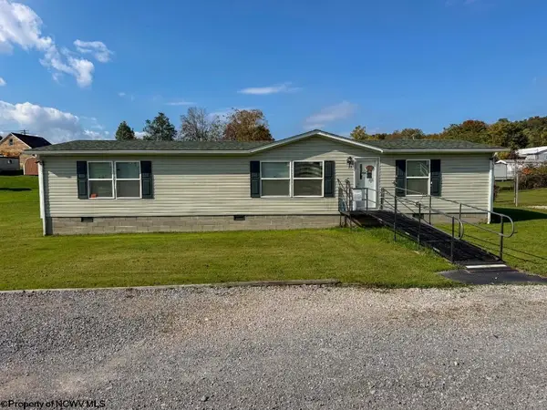 23 Fato Lane, Buckhannon, WV 26201