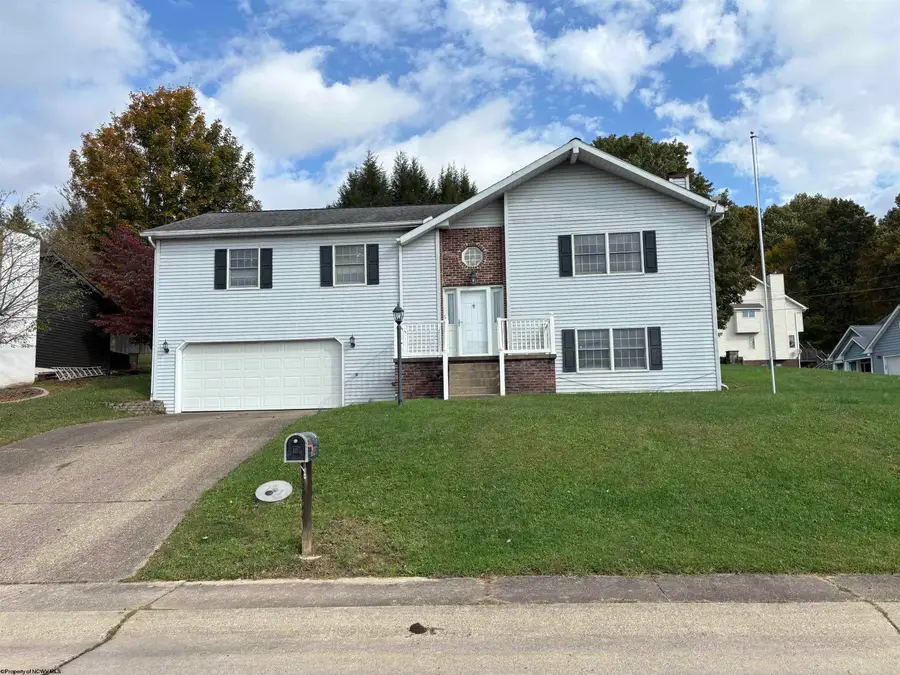 110 Jennifer Lane, Bridgeport, WV 26330-1190 - #2