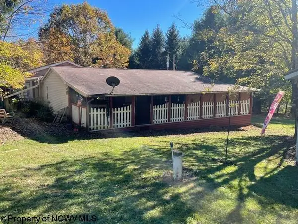 1307 Ruth Farm Road, Bruceton Mills, WV 26525