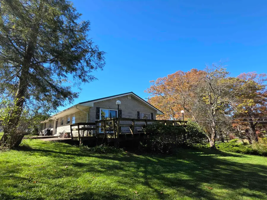 300 N Toy Street, Terra Alta, WV 26764 - #3