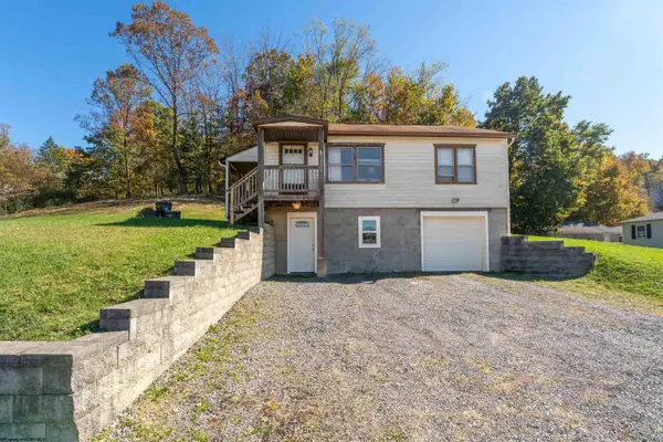 14 Huckleberry Lane, Morgantown, WV 26508
