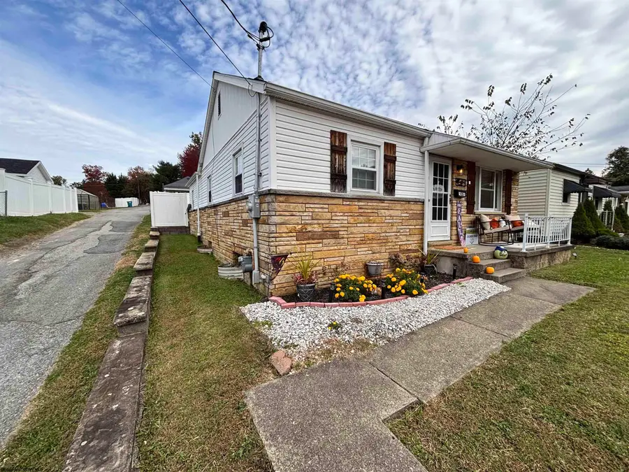 405 Roosevelt Road, Clarksburg, WV 26301 - #2